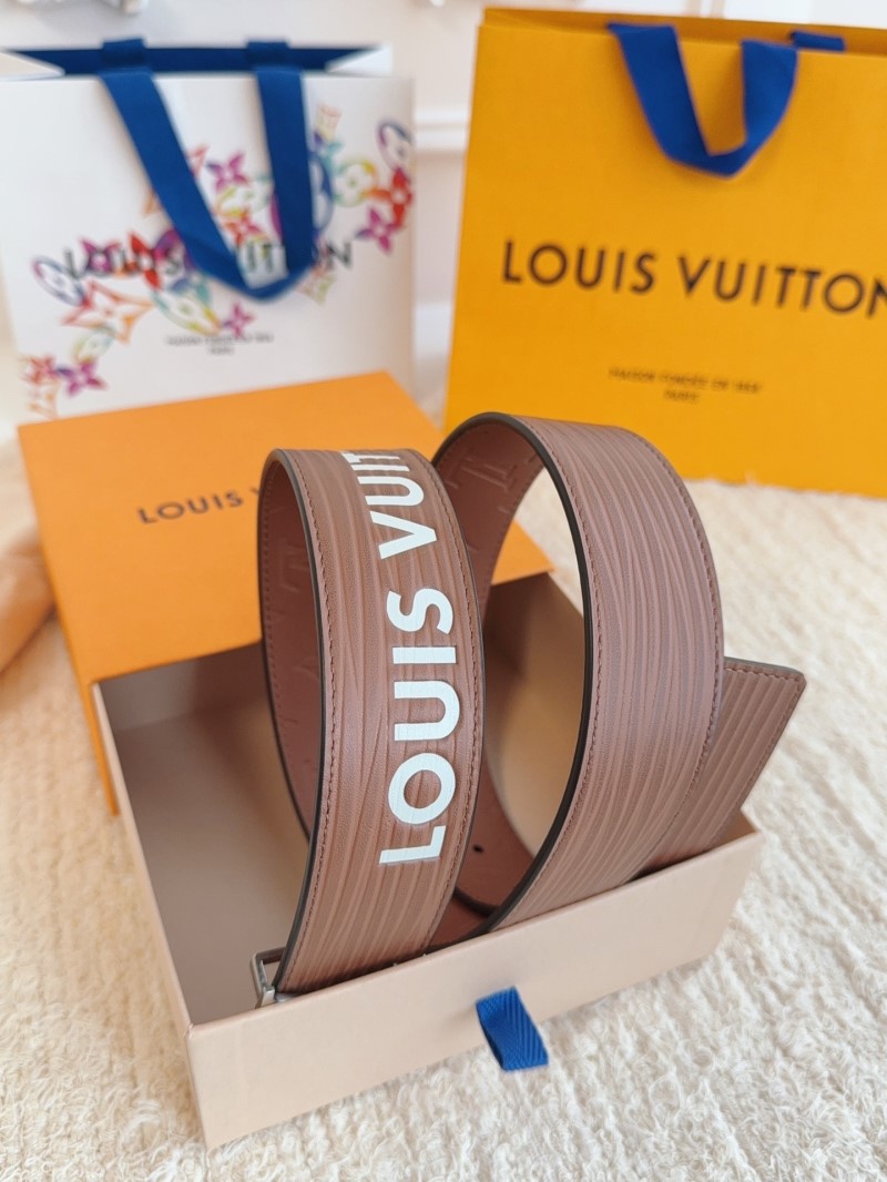 l0vis Vvtt0n belts